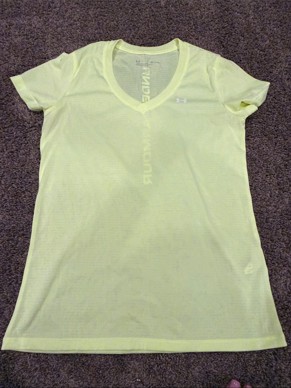 Under Armour Women’s Light Yellow V-Neck Performance Tee